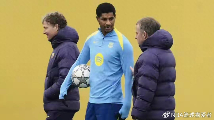 虎扑体育-巴萨“分期贷”拿下拉什福德！曼联甩掉包袱笑出声？|巴塞罗那|马库斯·拉什福德|转会|伊恩·拉什|万能钥匙_新浪体育_新浪新闻